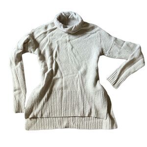 Lou & Grey wool womens turtleneck